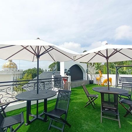 Villa Kota Bunga Malini 10 Cikundul Exteriör bild