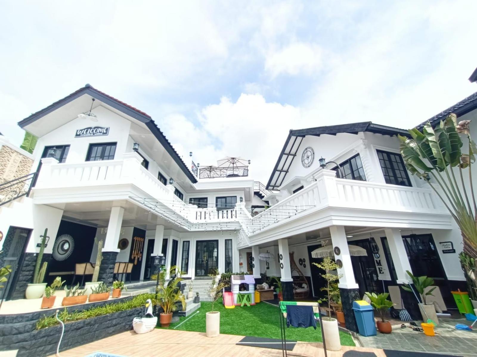 Villa Kota Bunga Malini 10 Cikundul Exteriör bild
