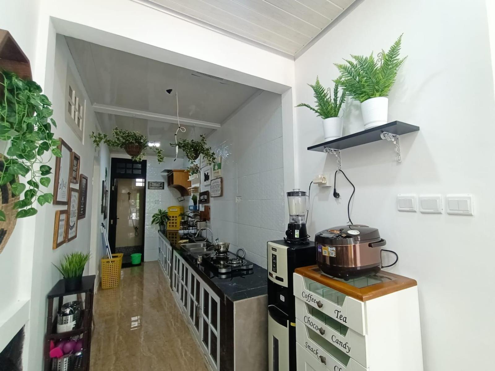 Villa Kota Bunga Malini 10 Cikundul Exteriör bild