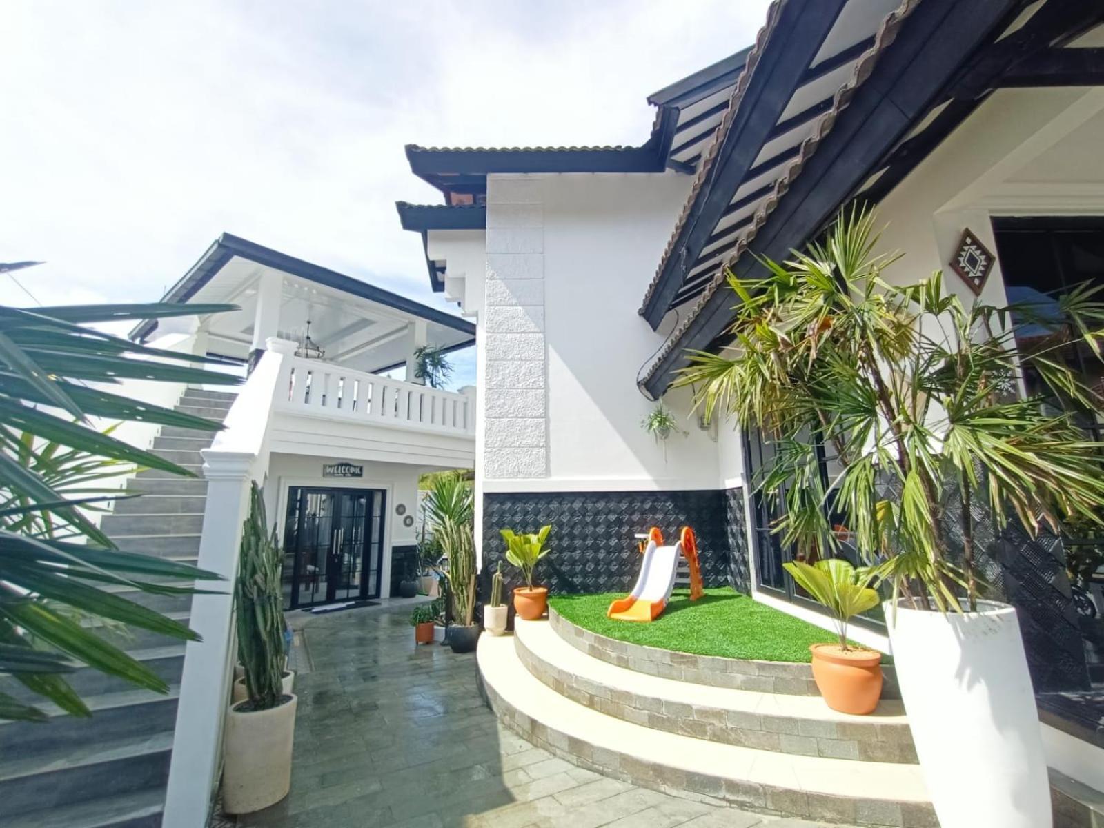 Villa Kota Bunga Malini 10 Cikundul Exteriör bild
